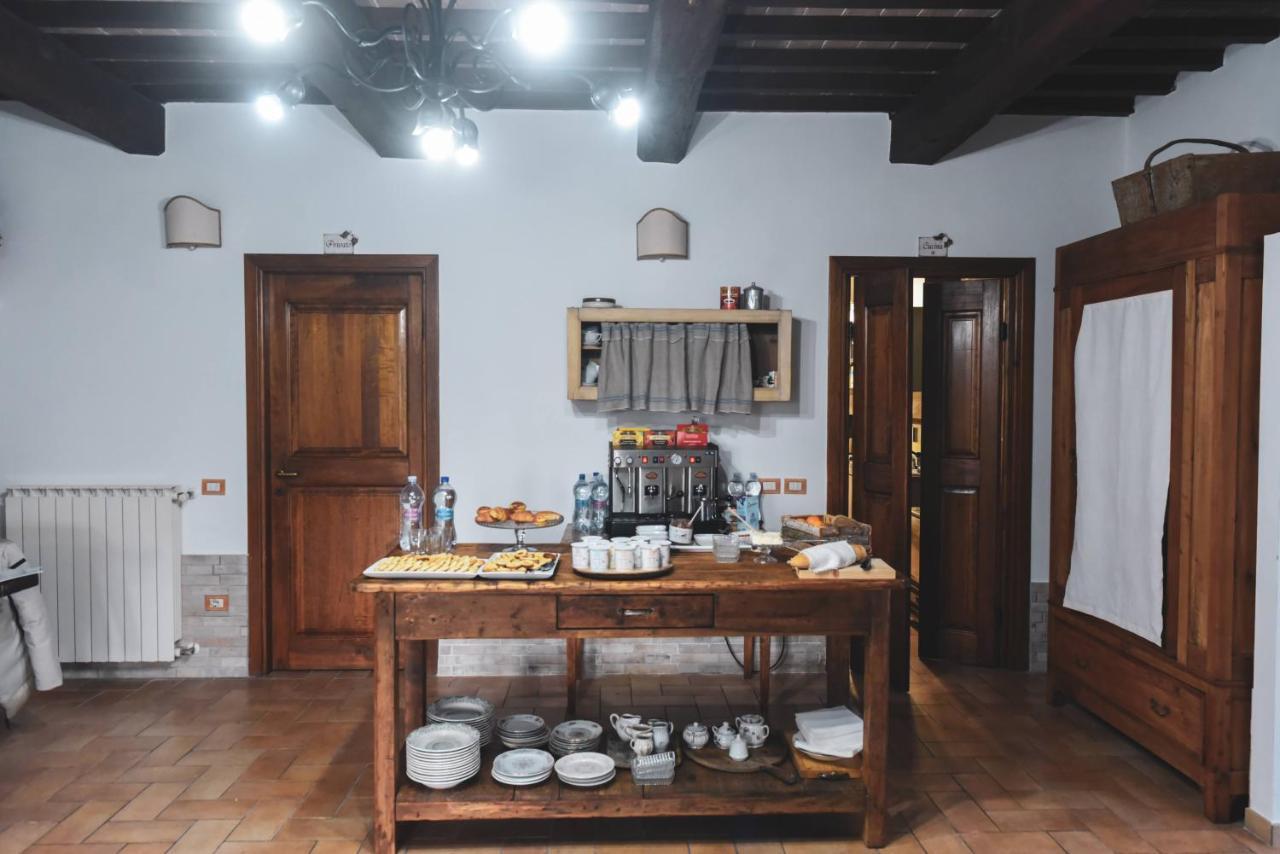 Agriturismo Ponte Di Riocchio غوبيو المظهر الخارجي الصورة