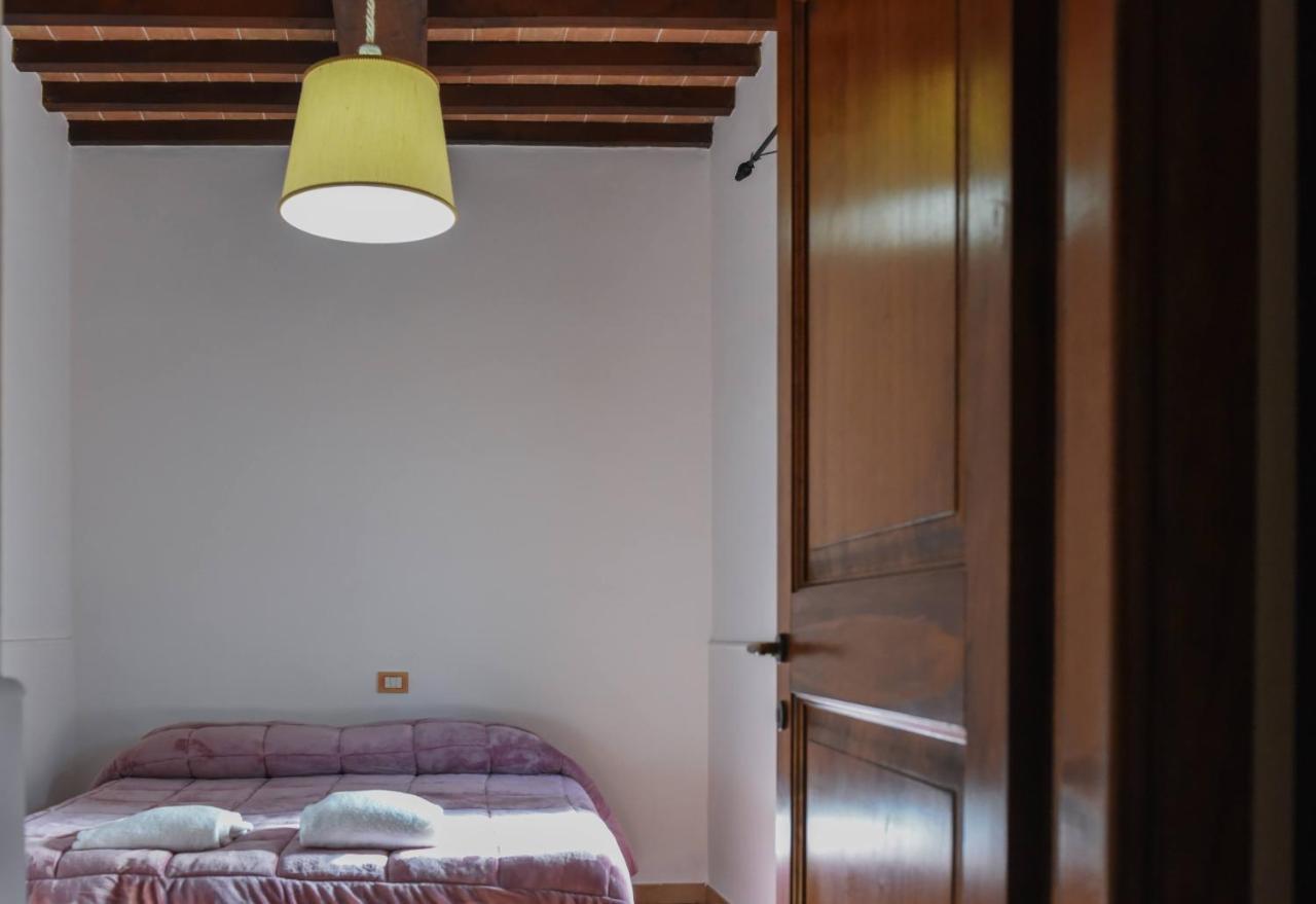 Agriturismo Ponte Di Riocchio غوبيو المظهر الخارجي الصورة