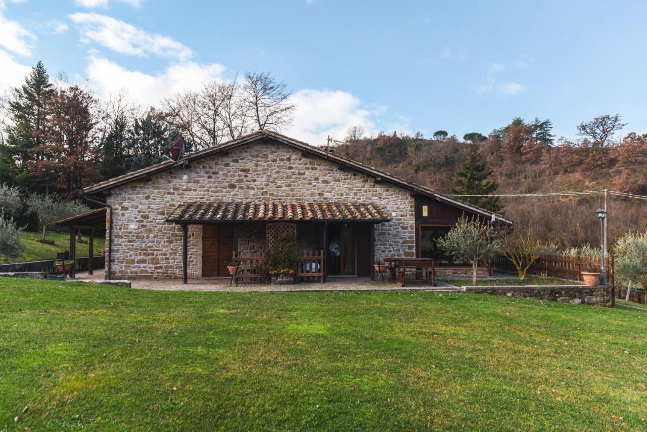 Agriturismo Ponte Di Riocchio غوبيو المظهر الخارجي الصورة