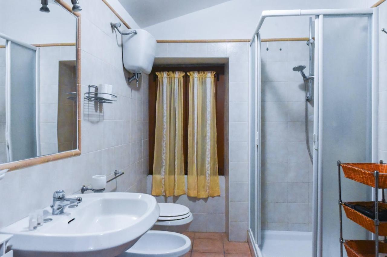 Agriturismo Ponte Di Riocchio غوبيو المظهر الخارجي الصورة