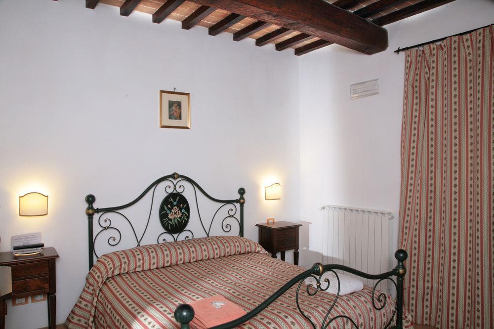 Agriturismo Ponte Di Riocchio غوبيو المظهر الخارجي الصورة